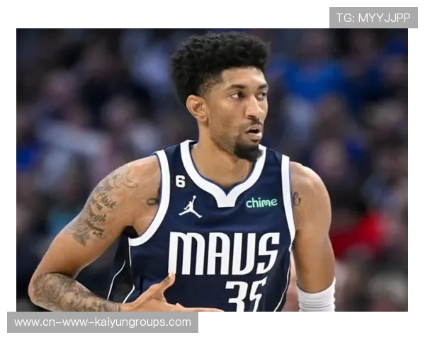 伍德转身上篮命中，湖人 bench 发力明显